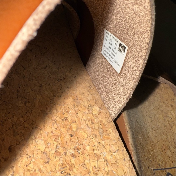 Reef Cushion Bounce Vista Hi Slide Sandals Platform Two Strap Brown Leather - Picture 12 of 12